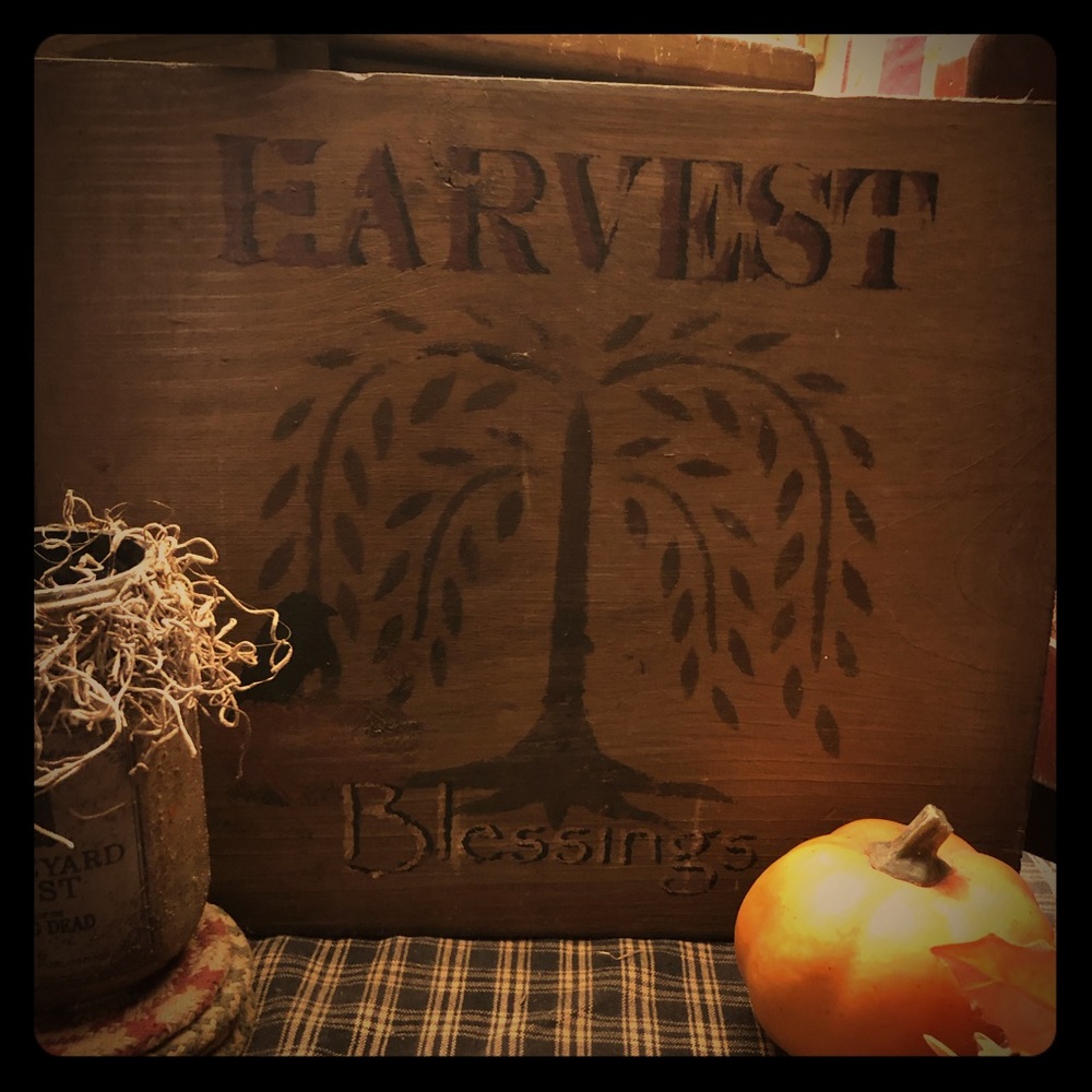 Primitive Harvest sign